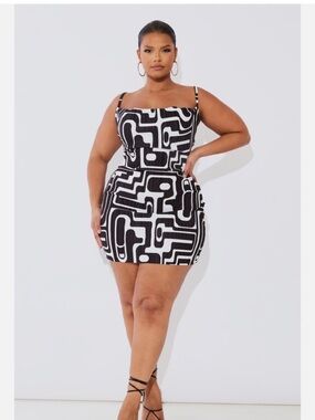 Pretty Little Thing Plus Abstract Print Cowl Neck Bodycon Dress-Black-SZ 22 NWT